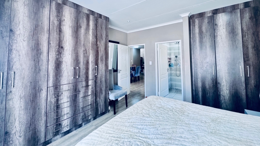 3 Bedroom Property for Sale in Waterkloof East North West